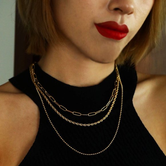 SELENE Triple Layer Necklace - Picture 5 of 11